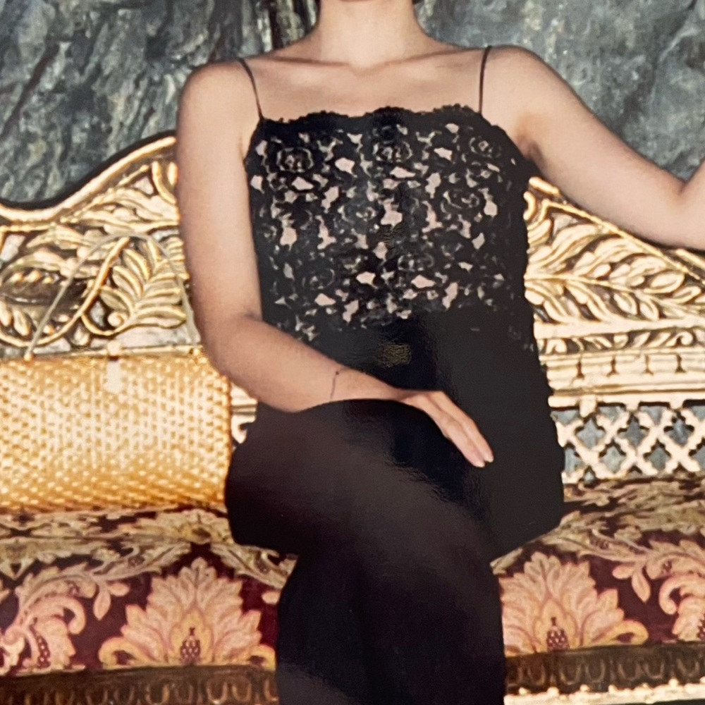 Diane Von Furstenberg lace top size 2 - Picture 2 of 6